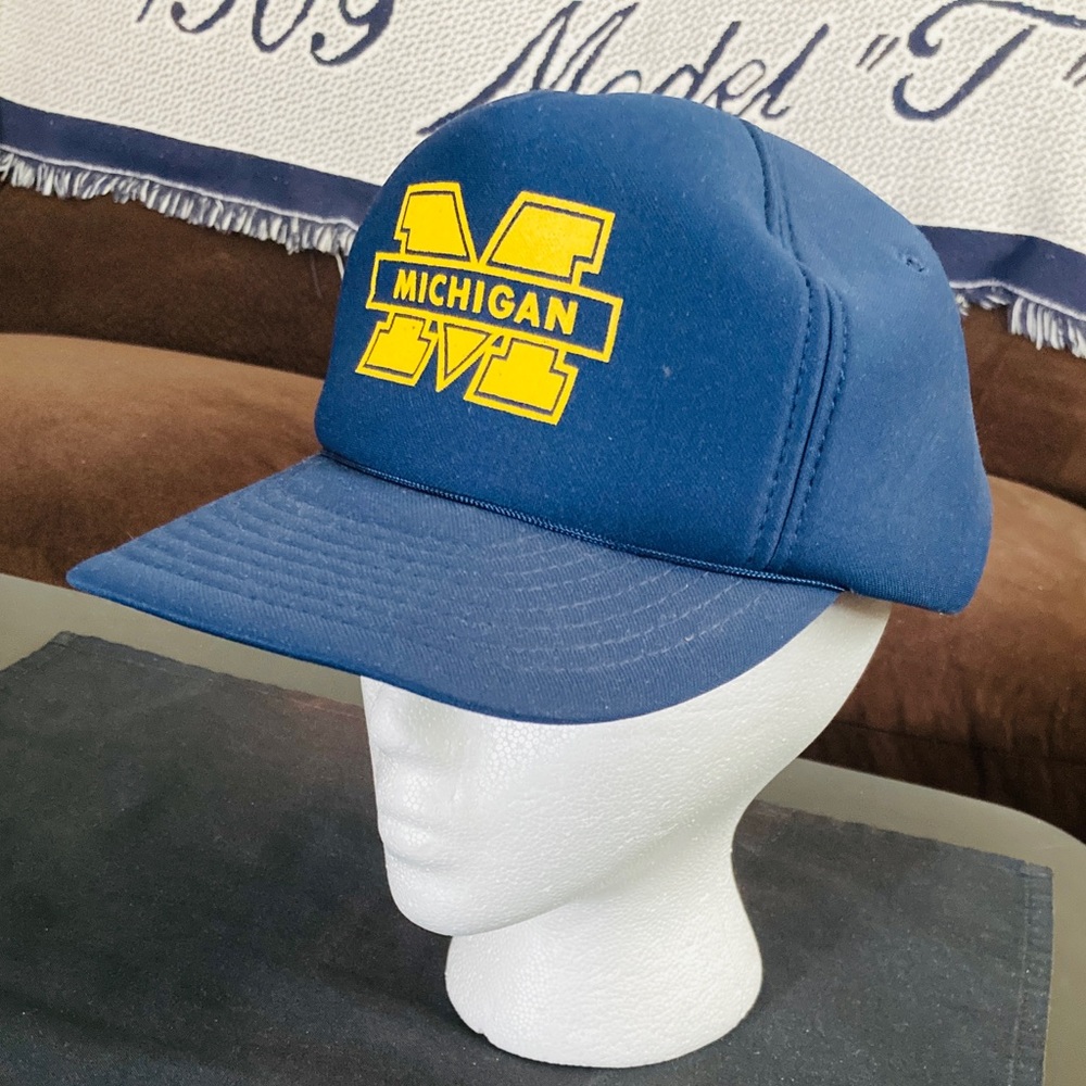 Vintage UofM Wolverines 2024 Rose Bowl Champions & 2026 NCAA National Champions! - Picture 7 of 11